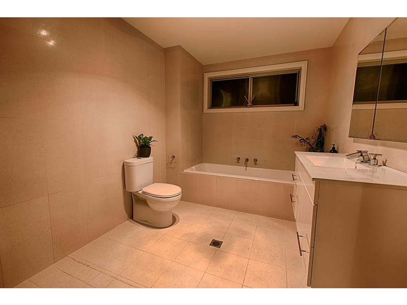 44 Buttenshaw Drive, Coledale NSW 2515