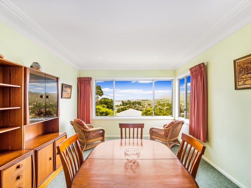 18 Hillcrest Road, Austinmer NSW 2515