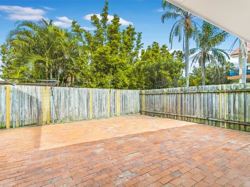 1/1-3 Bath Street, Thirroul NSW 2515