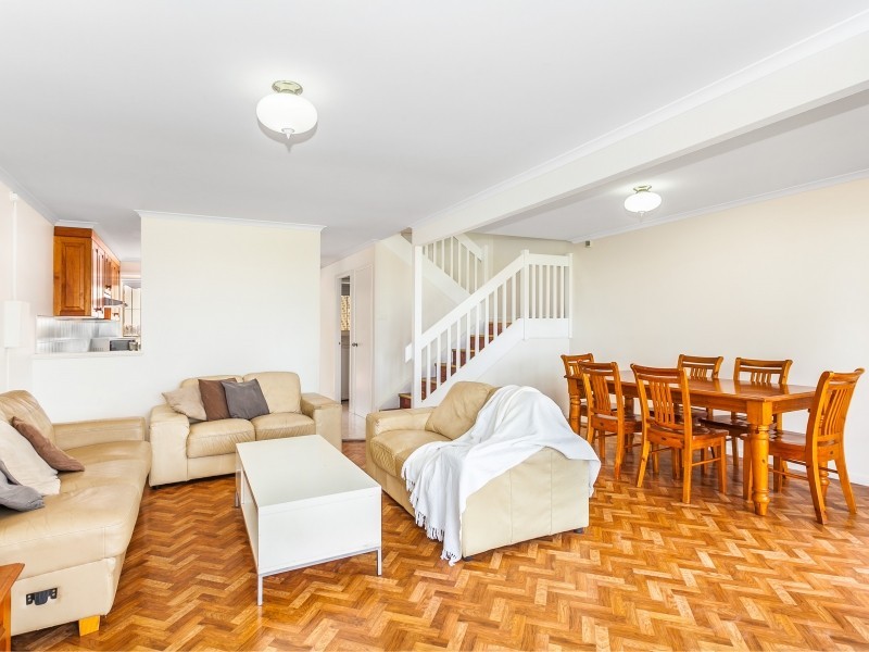 1/1-3 Bath Street, Thirroul NSW 2515