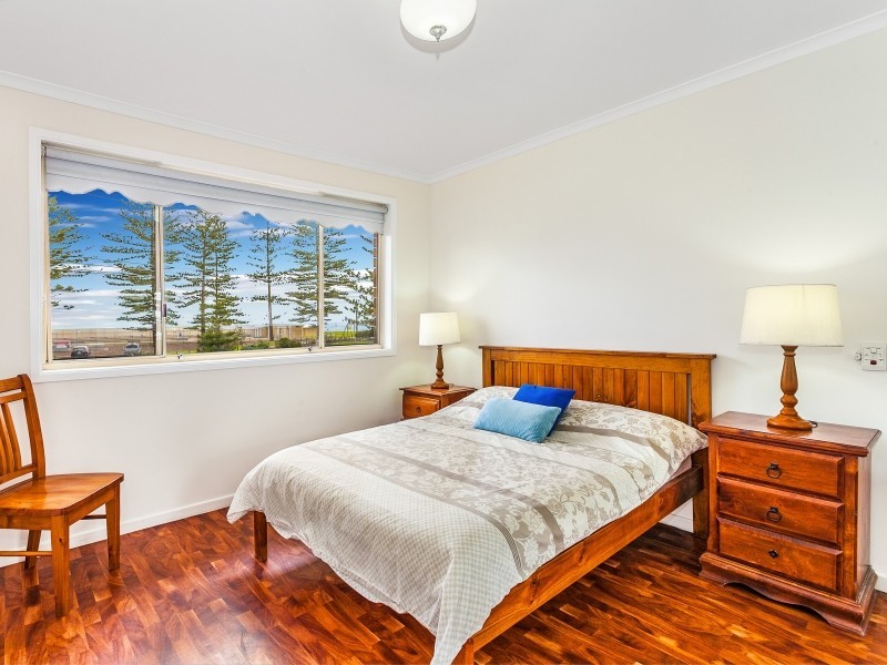 1/1-3 Bath Street, Thirroul NSW 2515