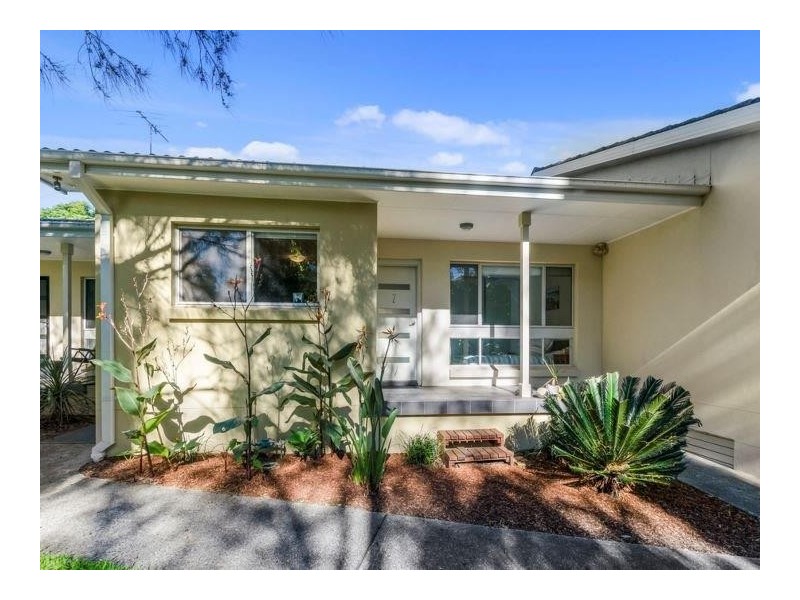 2/25 Redman Avenue, Thirroul NSW 2515