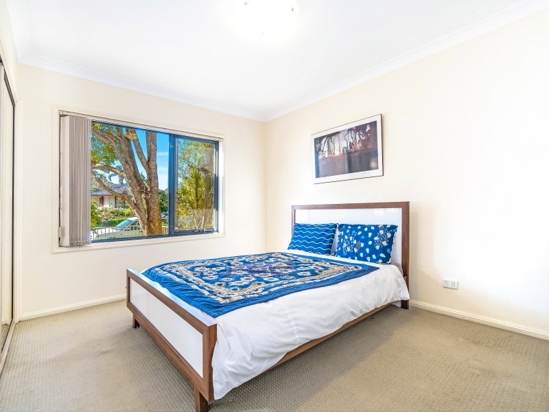 1 McCauley Street, Thirroul NSW 2515