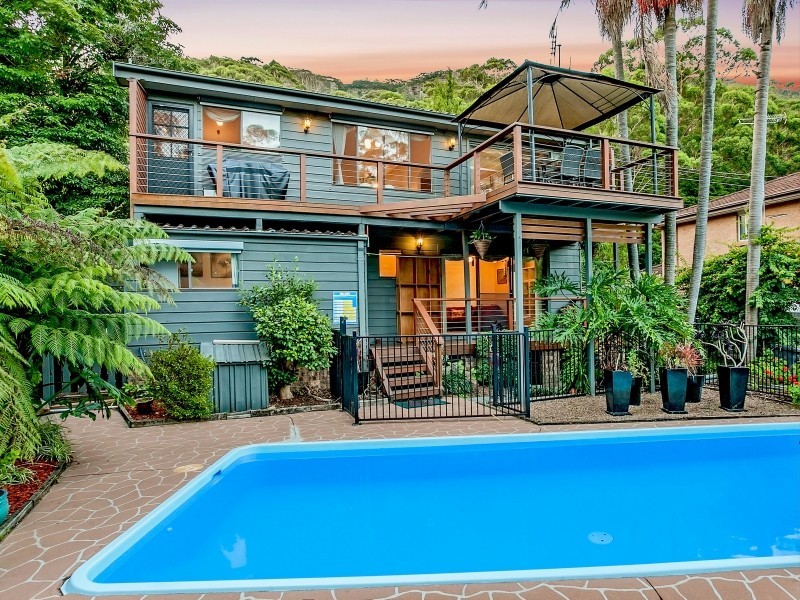 19 Buttenshaw Drive, Coledale NSW 2515