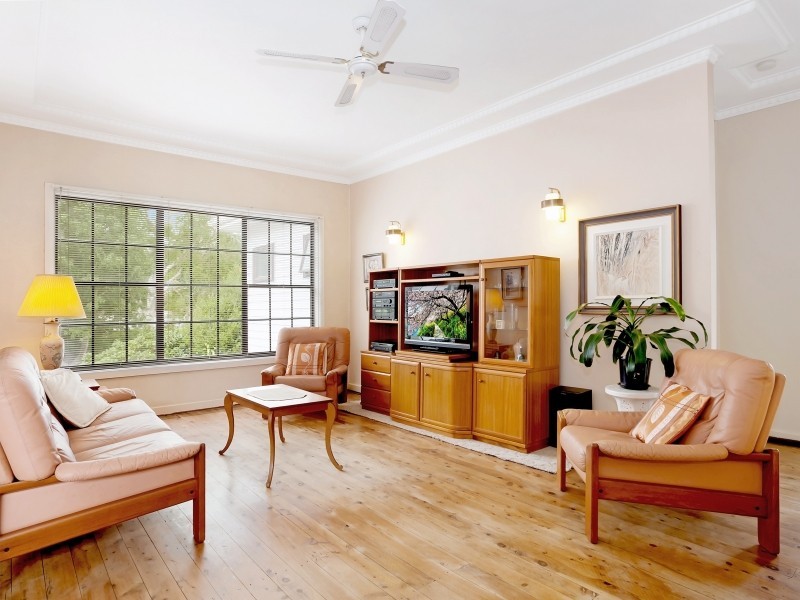 29 Owen Street, Bulli NSW 2516