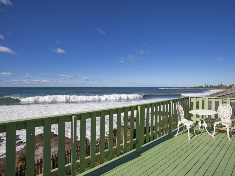 5 Cliff Parade, Thirroul NSW 2515