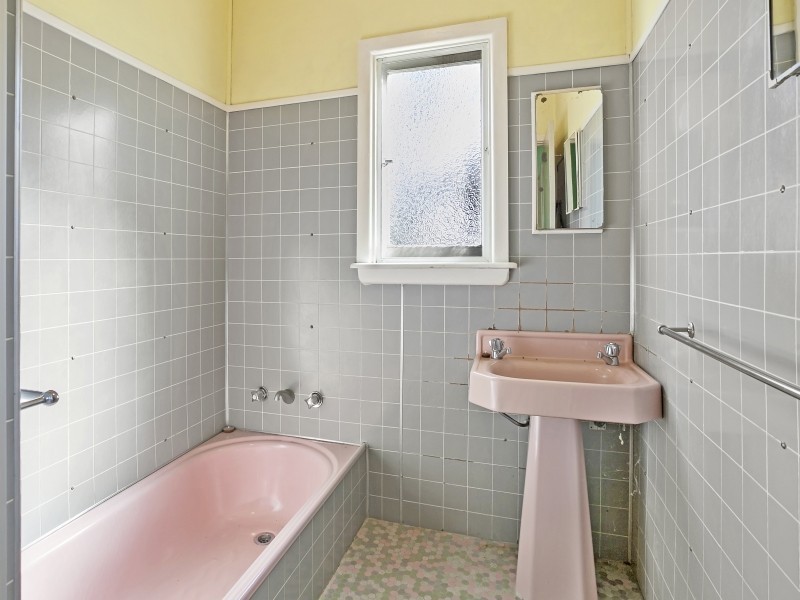 2 Kingsford Street, Fairy Meadow NSW 2519