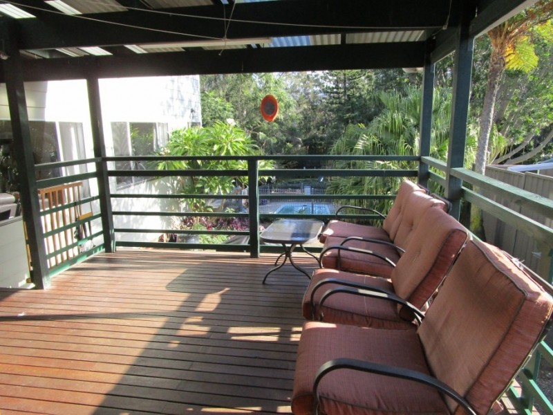 16 Cohcrane Road, Thirroul NSW 2515