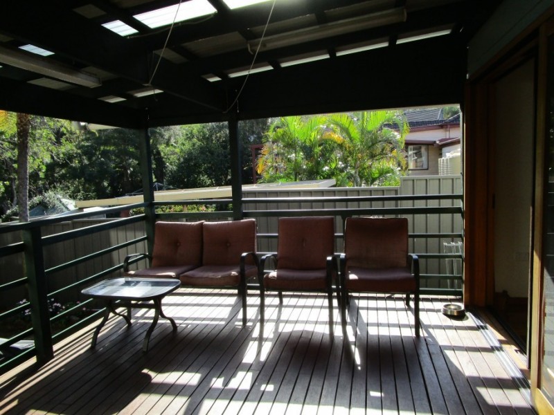 16 Cohcrane Road, Thirroul NSW 2515