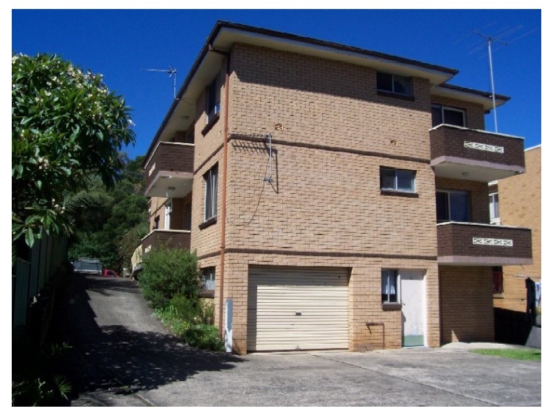 West Wollongong NSW 2500