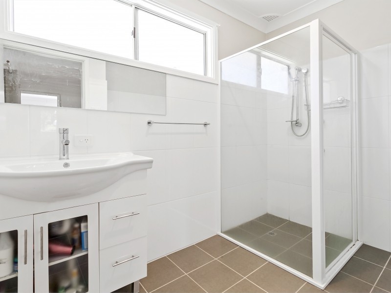 25 Armagh Parade, Thirroul NSW 2515