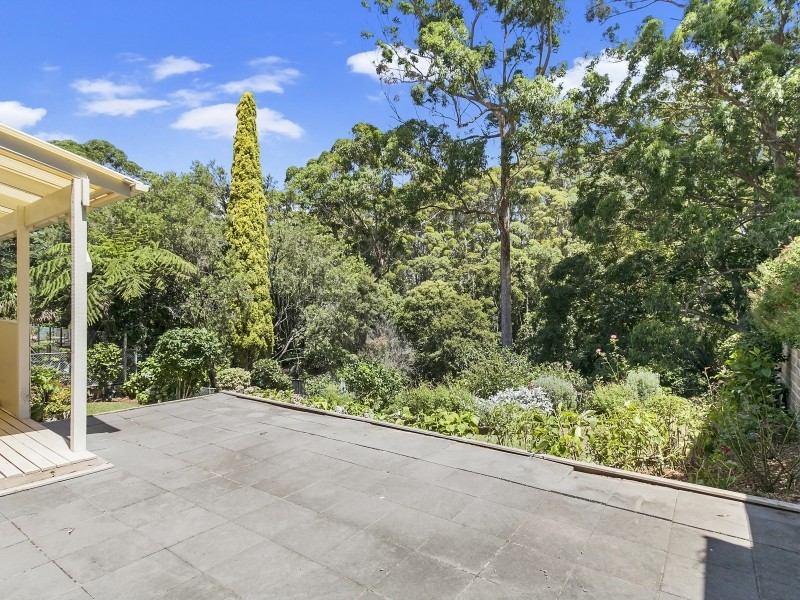 25 Armagh Parade, Thirroul NSW 2515