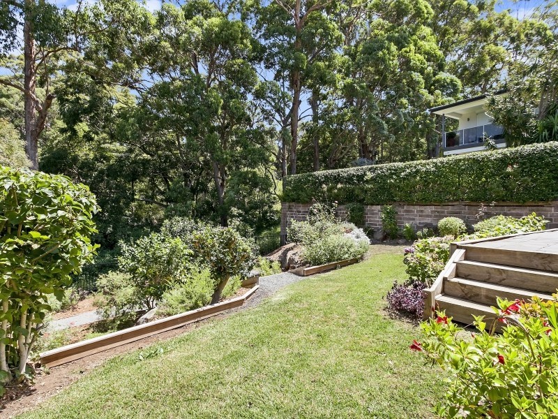 25 Armagh Parade, Thirroul NSW 2515