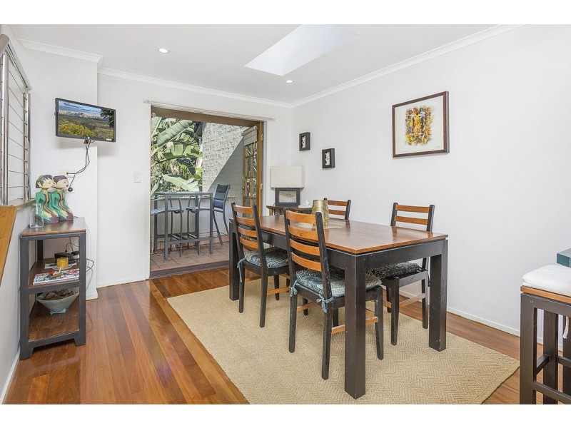 8/24 Cochrane Road, Thirroul NSW 2515