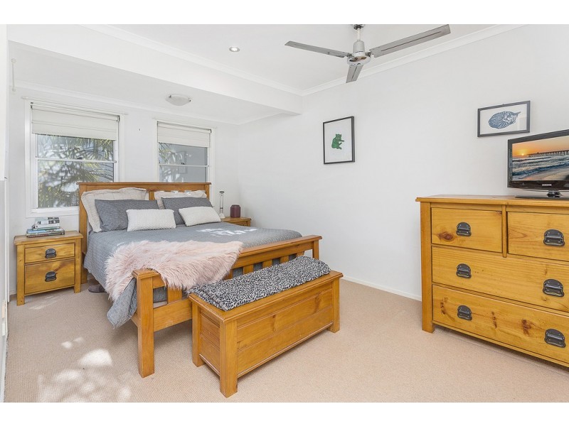 8/24 Cochrane Road, Thirroul NSW 2515