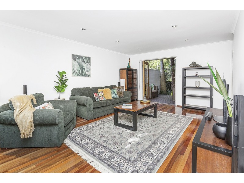 8/24 Cochrane Road, Thirroul NSW 2515