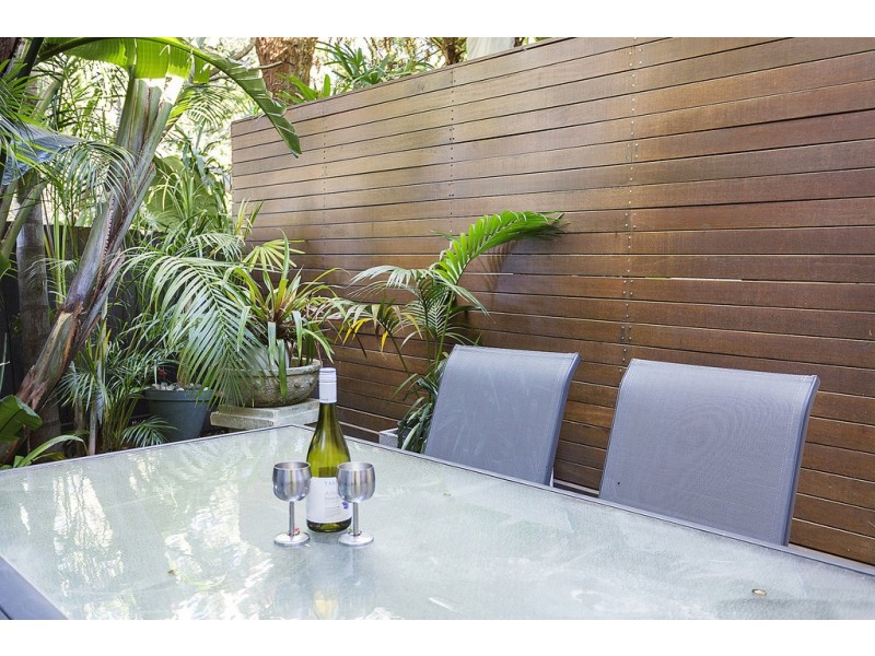 8/24 Cochrane Road, Thirroul NSW 2515
