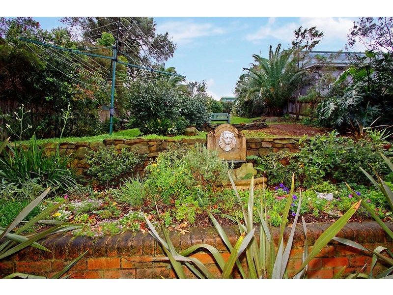 4 Mountain Road, Austinmer NSW 2515