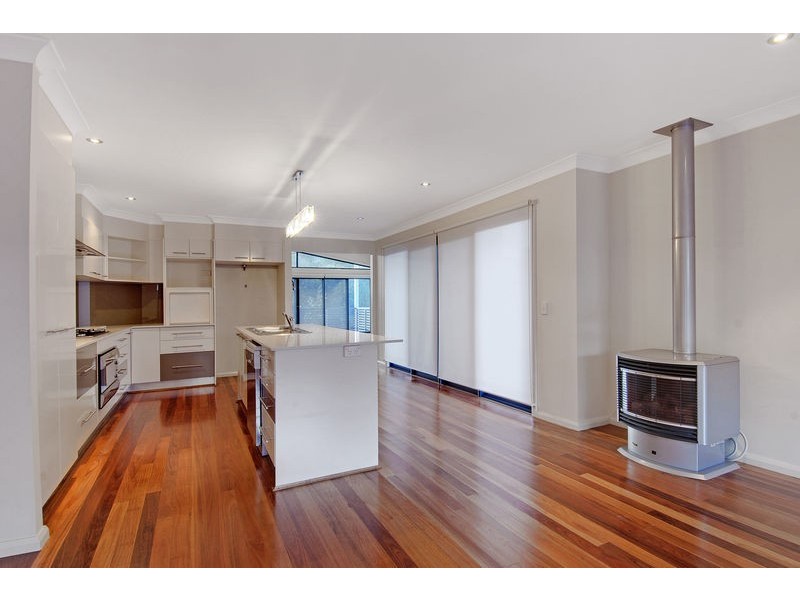 31 Sandon Drive, Bulli NSW 2516