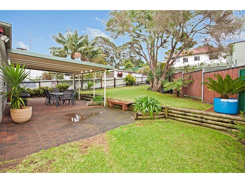2 William Street, Bulli NSW 2516