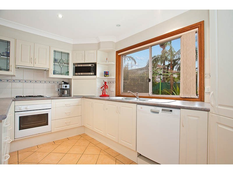 2 William Street, Bulli NSW 2516