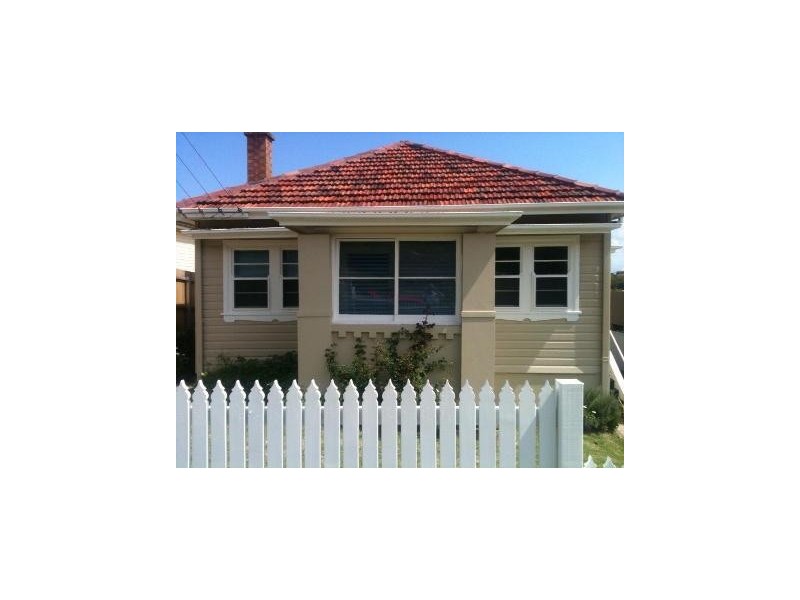 9 Mountain Road, Austinmer NSW 2515