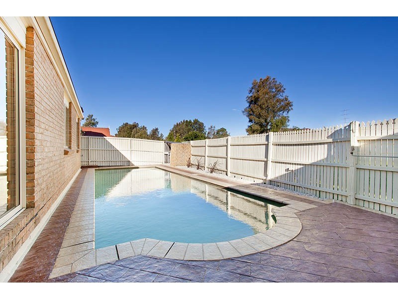 3 Henry Fry Place, Woonona NSW 2517