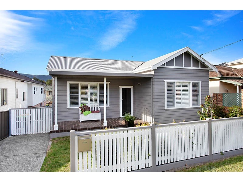 20 Willcath Street, Bulli NSW 2516