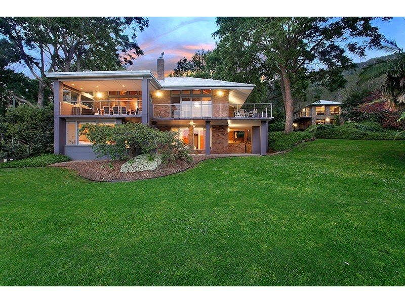 54 Fords Road, Thirroul NSW 2515