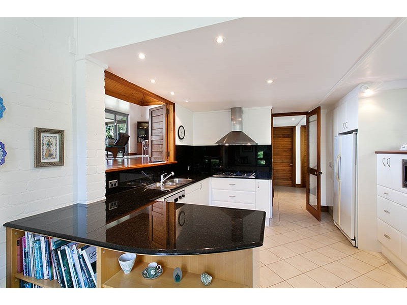 54 Fords Road, Thirroul NSW 2515