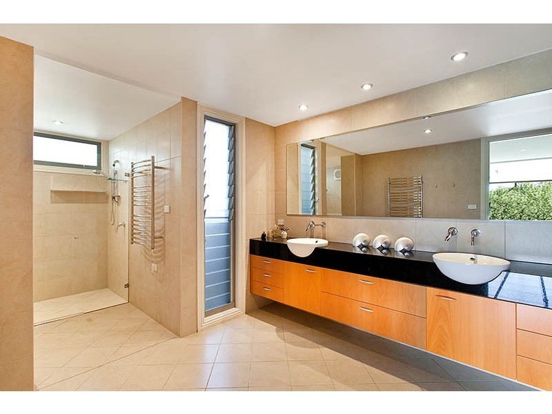 54 Fords Road, Thirroul NSW 2515