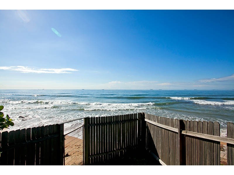 1 Craig Street, Thirroul NSW 2515