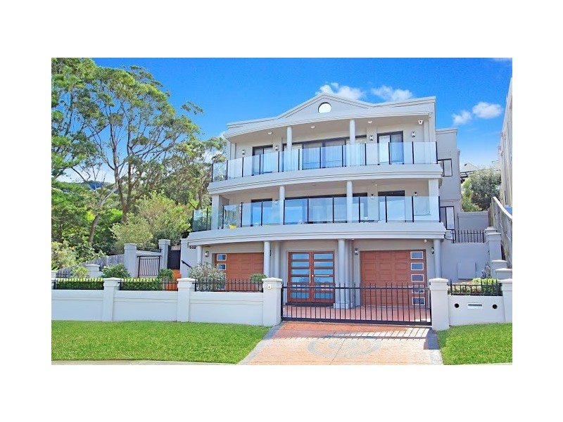 2J Mountain Road, Austinmer NSW 2515