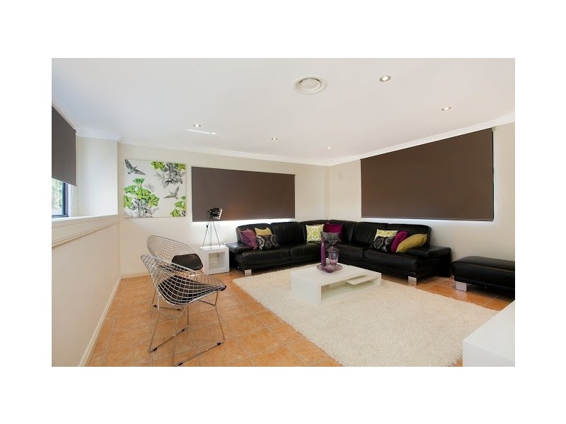2J Mountain Road, Austinmer NSW 2515