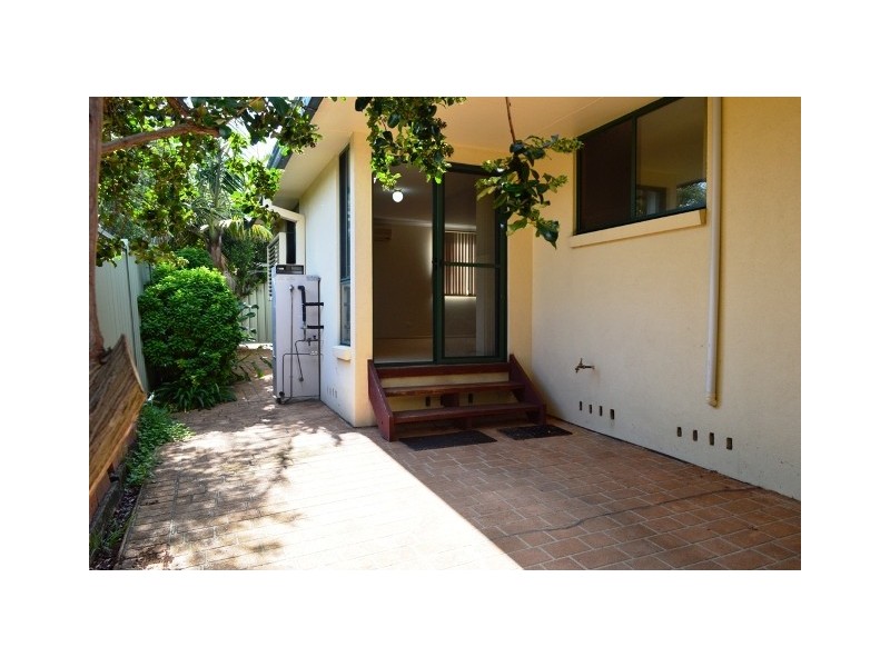 2/232 Princes Highway, Bulli NSW 2516