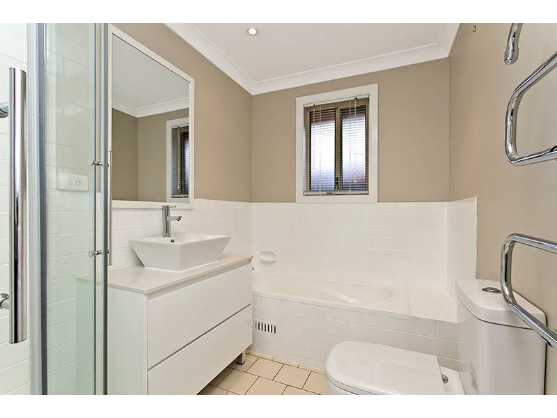 11/98-100 Campbell Street, Woonona NSW 2517