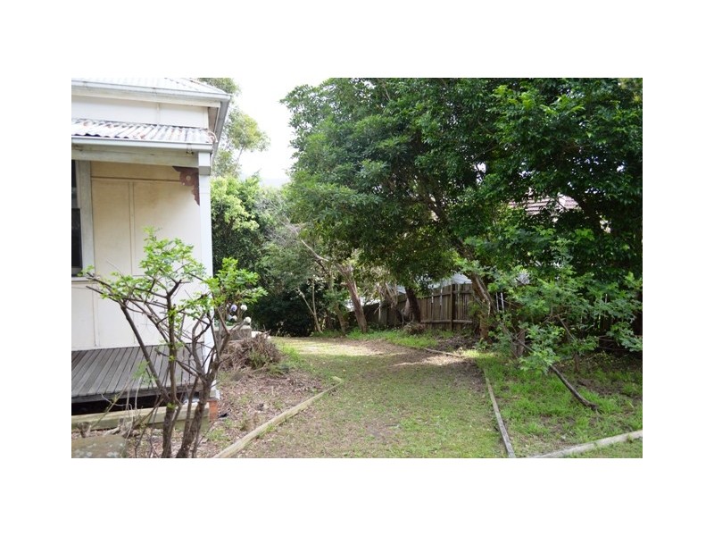34 George Avenue, Bulli NSW 2516