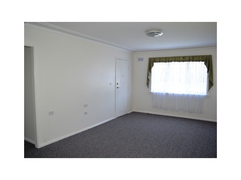 193 Northcliffe Drive, Berkeley NSW 2506