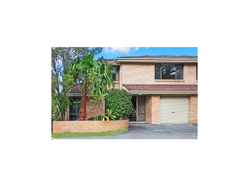 4/11 Cochrane Road, Thirroul NSW 2515
