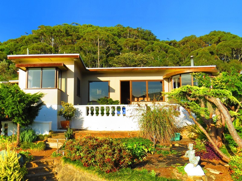 12 Murrawal Road, Stanwell Park NSW 2508