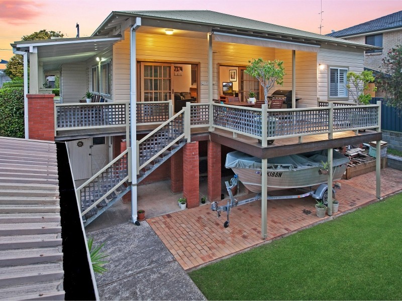 30 Farrell Road, Bulli NSW 2516
