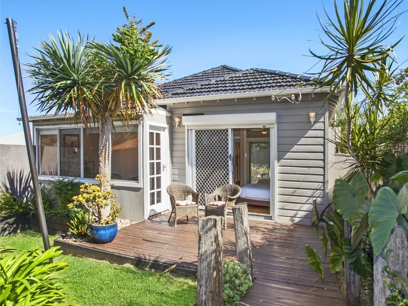 124 Princes Highway, Thirroul NSW 2515