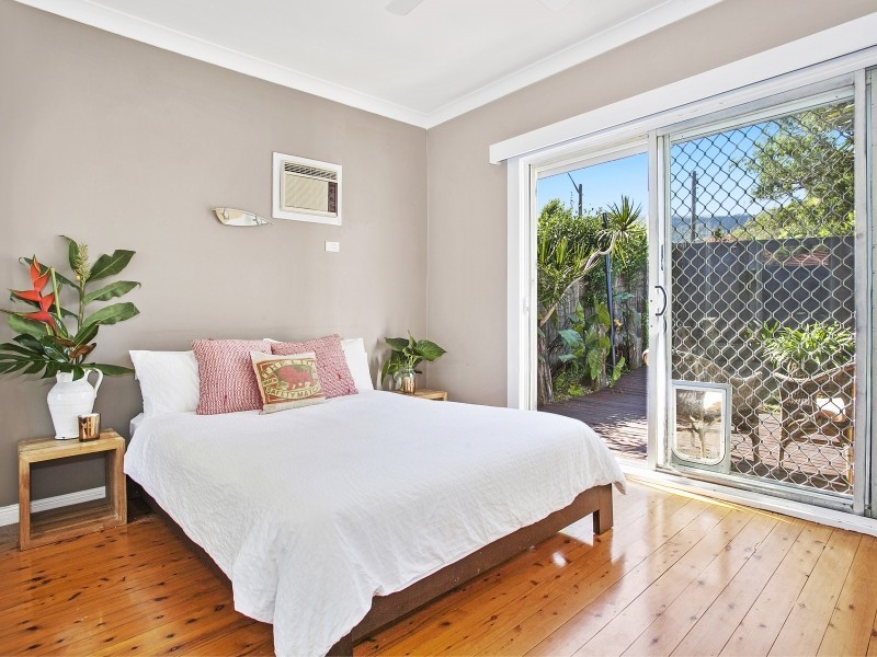 124 Princes Highway, Thirroul NSW 2515