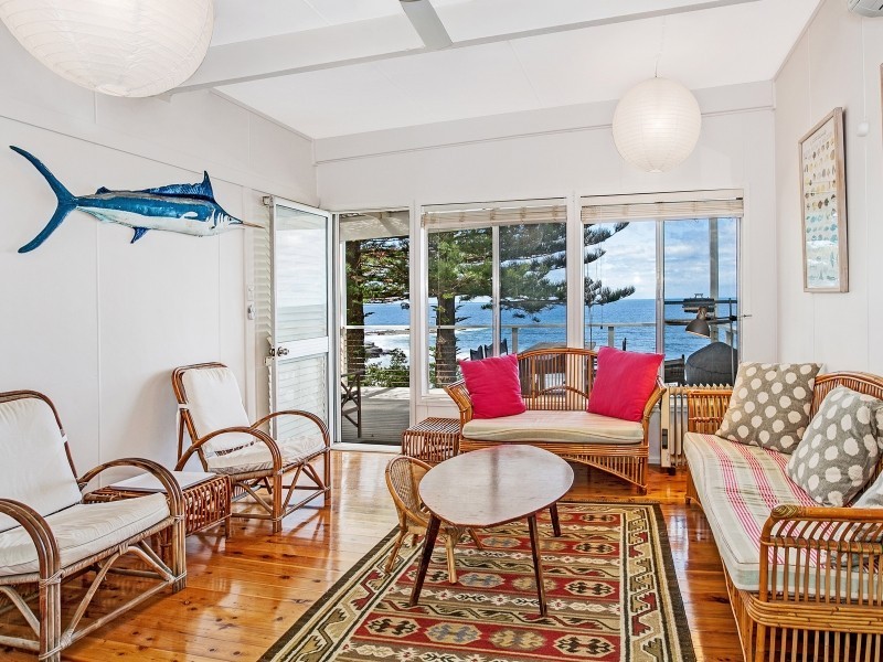 615 Lawrence Hargrave Drive, Wombarra NSW 2515