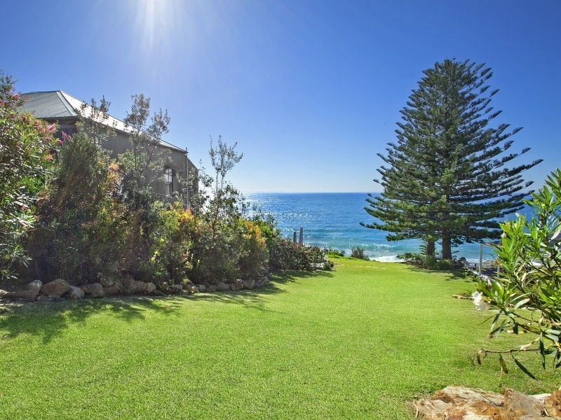 613 Lawrence Hargrave Drive, Wombarra NSW 2515