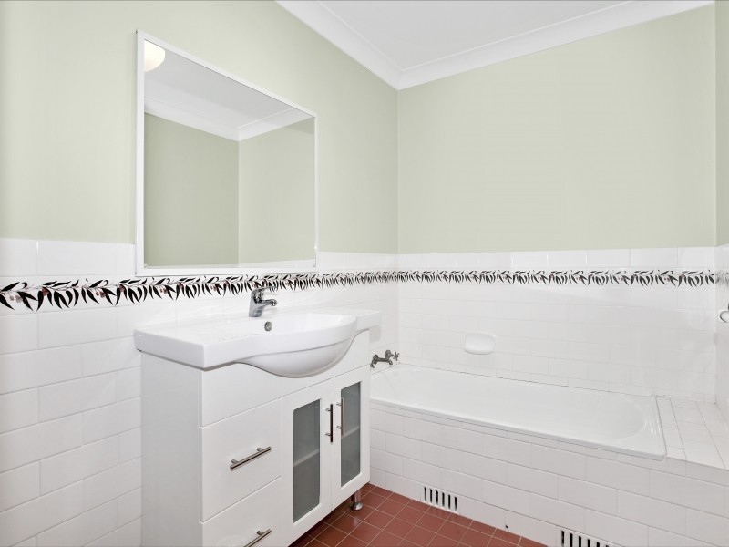 1/10 Harbord Street, Thirroul NSW 2515