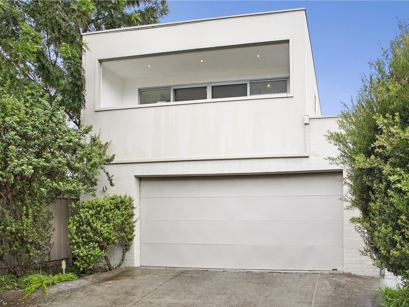 2/136 Phillip Street, Thirroul NSW 2515