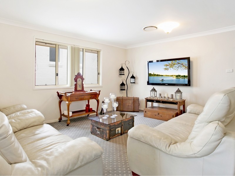 13 Godolphin Street, Bulli NSW 2516