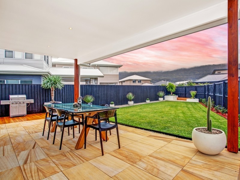 29 KILNCAR CRESCENT, Thirroul NSW 2515