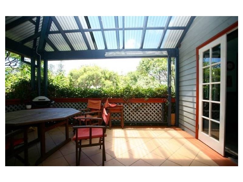 2 The Grove, Austinmer NSW 2515